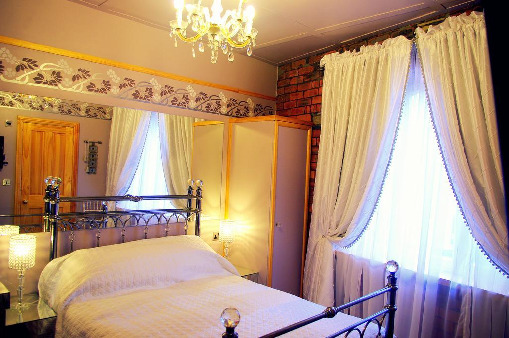 هاليفاكس Crown House Suites الغرفة الصورة