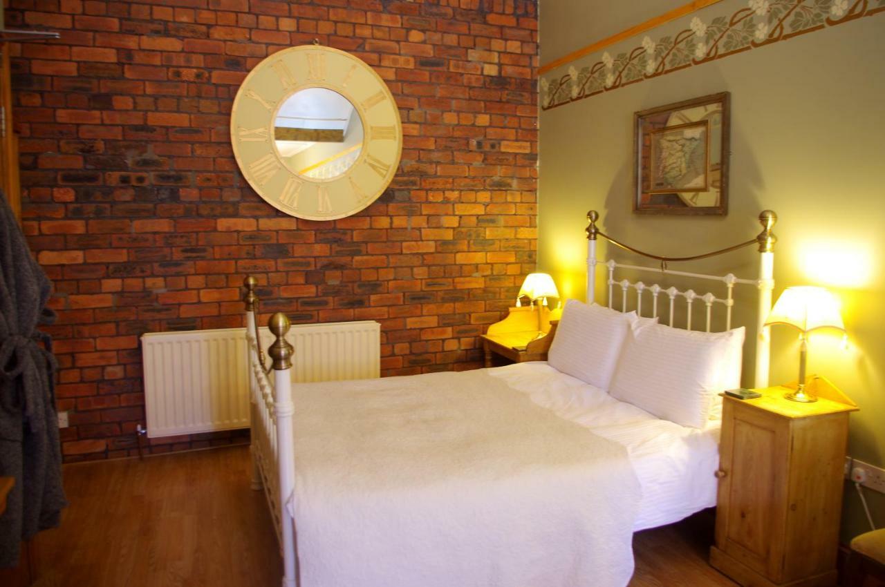 هاليفاكس Crown House Suites المظهر الخارجي الصورة
